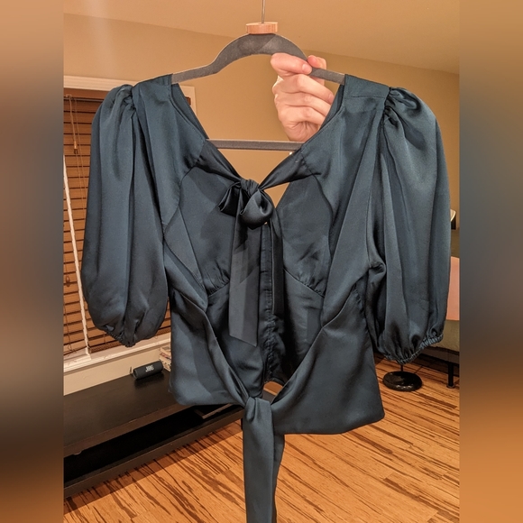 Abercrombie and Fitch, open back top, size XS feels more like small. - Picture 2 of 5